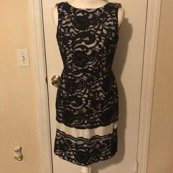 The Limited Dresses & Skirts - The Limited lace over lay dress Sz 4